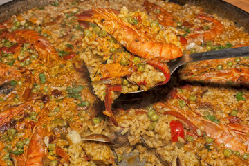 Obraz na płótnie Canvas Rice and seafood paella.
