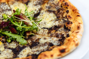 Pizza with truffle