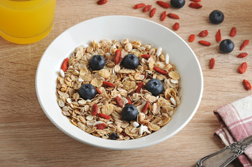 Healthy Breakfast - Goji berries with cornflakes