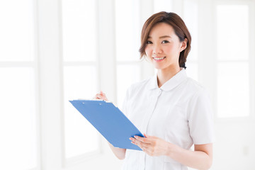 笑顔のナース　問診票