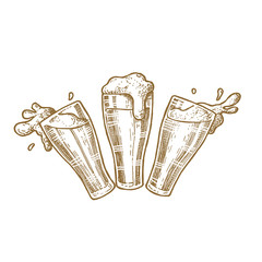 Glasses of beer with splashes. vintage vector engraving illustratio hand drawn