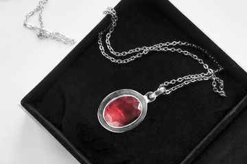 Necklace in a box © Tarzhanova