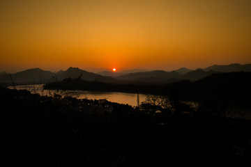 Mount Phou Si temple sunset