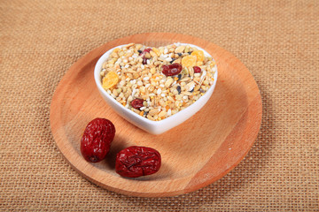Cereal grains , seeds, beans