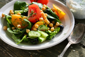  vegetables salad with chick pea