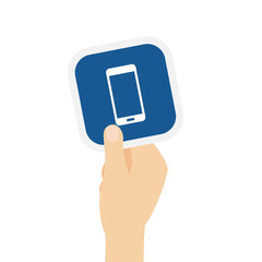 Hand hält Bierdeckel mit Smartphone