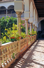 Galería del claustro del Convento de Santa Inés, Sevilla, Andalucía, España