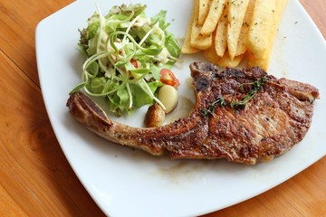 grill pork chops steak