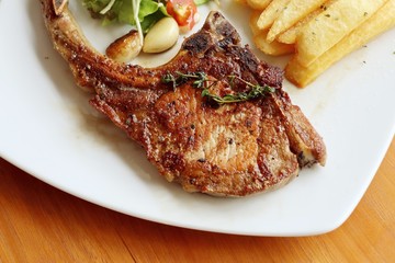 grill pork chops steak