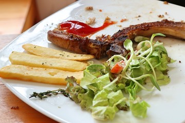 grill pork chops steak