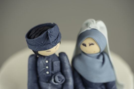malay wedding sugar paste models