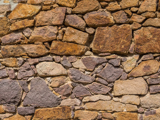 Felsen Natursteinmauer 01