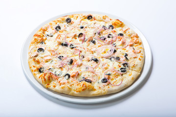 Pizza with cheese and olives and onion rings