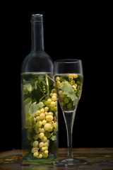 Abstract, grapes for white wine