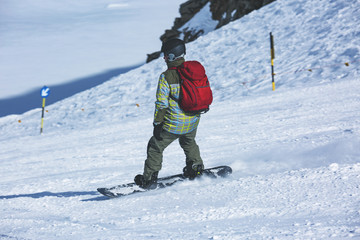Fototapeta na wymiar skier 