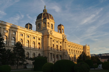 Fototapeta na wymiar The Vienna Museum of Natural History at Sunset