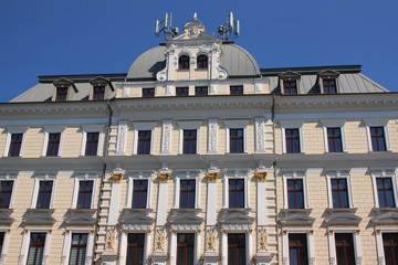 Zabytkowy neorenesansowy budynek hotelu Prezydent w Bielsku-Białej (Polska, województwo śląskie).