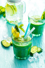 Green vegetable smoothie