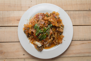 oysters fried in egg batter (Hoi Tod) on plate