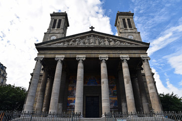 Eglise Saint-Vincent-de-Paul à paris, France