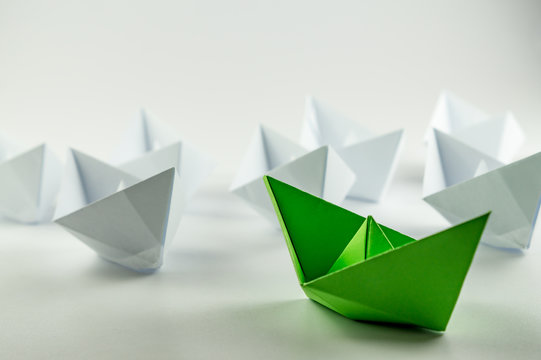 Paper ship Concept Leadership