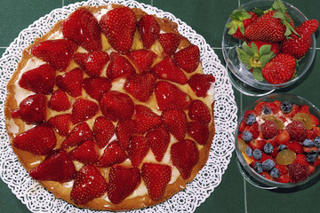 crostata con fragole; strawberries cacke