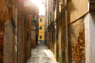 Fototapeta premium Narrow street in Venice