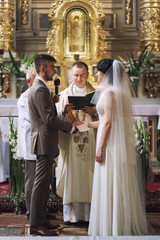 Grooms wedding vows to the bride