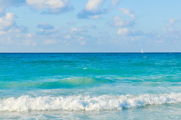 Fototapeta na wymiar Waves of the Caribbean