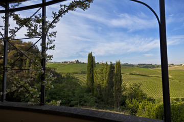 Fototapeta premium Toskana-Panorama, Terrassenblick in das Chianti-Gebiet