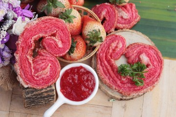 strawberry pie is delicious and fresh strawberry