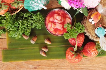Strawberry juice and fresh strawberry is delicious