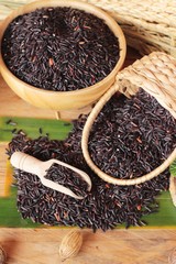 Black jasmine rice or organic riceberry rice
