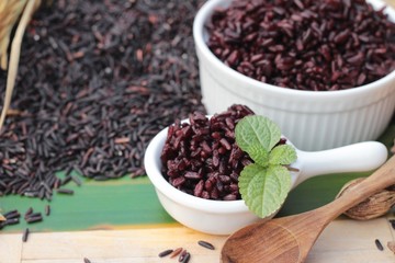 cook black rice and raw organic riceberry rice