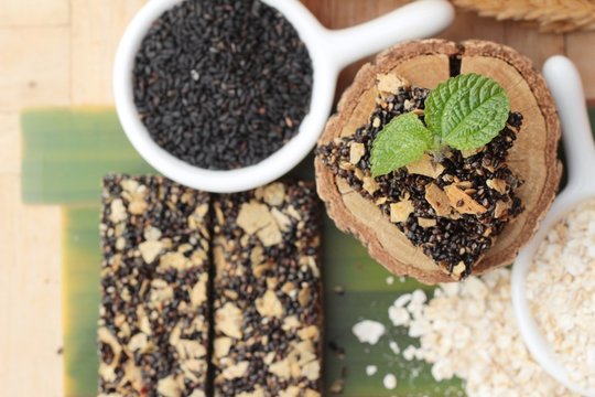 Snack black sesame mix oatmeal for health