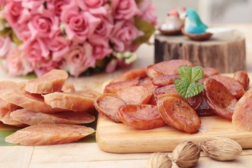 Chinese sausage (Gun-chiang) and fried sausage tasty