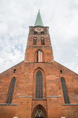 Fototapeta na wymiar Kirchturm der Jakobikirche in Lübeck