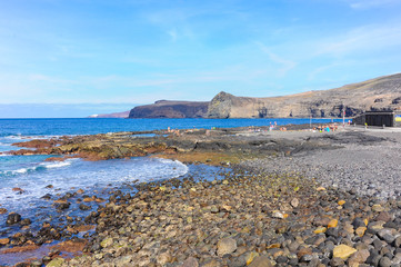 Fototapeta na wymiar Piscinas naturales en Puerto de las Nieves, Gran Canaria, España