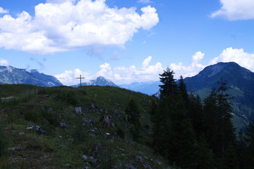 Gipfelkreuz - 166621941