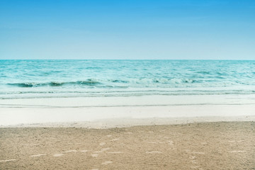 Fototapeta na wymiar Landscape view of Blue sky and sea beach