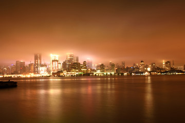 Fototapeta na wymiar Beautiful New York City skyline at night