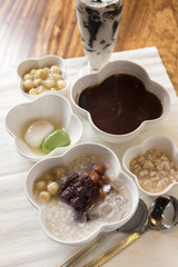 Red bean lotus seed soup