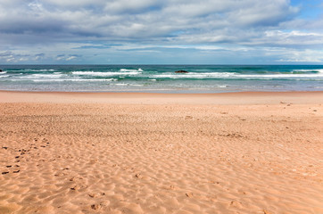 Fototapeta na wymiar Beautiful Australian Beach on the Pacific Ocean