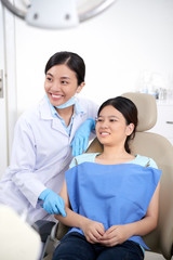 Obraz premium Dentist and patient