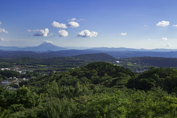 Fototapeta na wymiar 霧島温泉郷から見た桜島