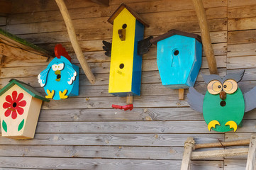 wooden birdhouse Close-up