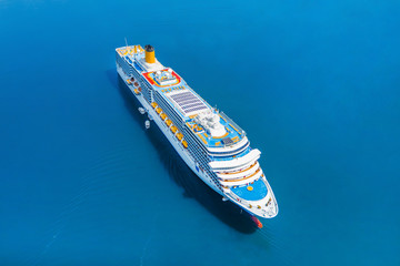 Fototapeta premium Cruise ship, aerial photography