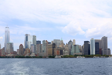 Obraz premium Dolny Manhattan i One World Trade Center w Nowym Jorku