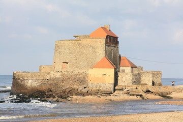 fort sur la mer