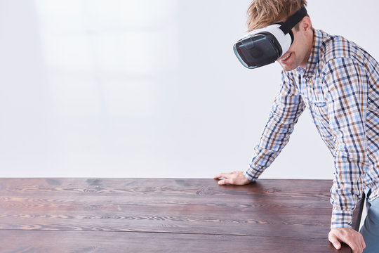 Time Travel With VR Glasses